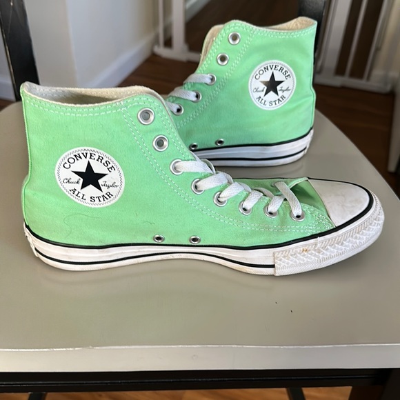 Converse Shoes - Converse Sneakers EUC